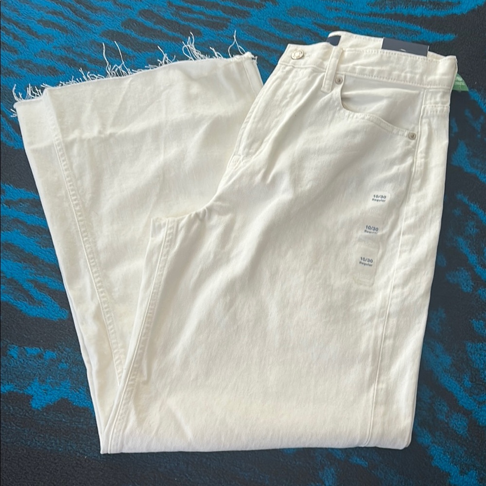 White Frayed Hem Jeans